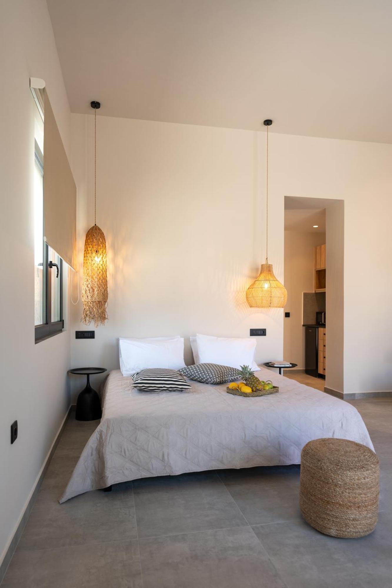 Afesou Suites Ялисос Стая снимка