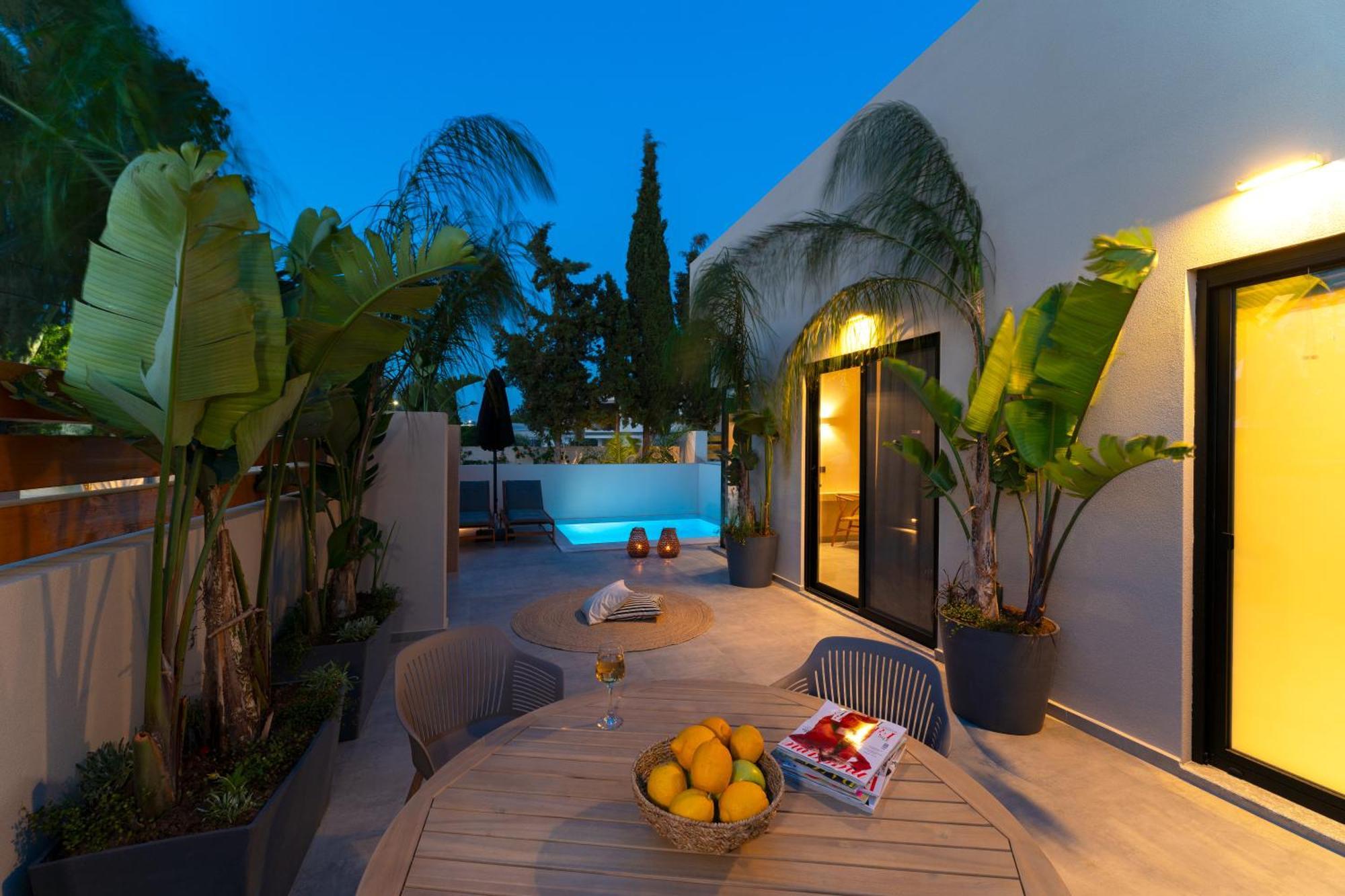 Afesou Suites Ялисос Екстериор снимка